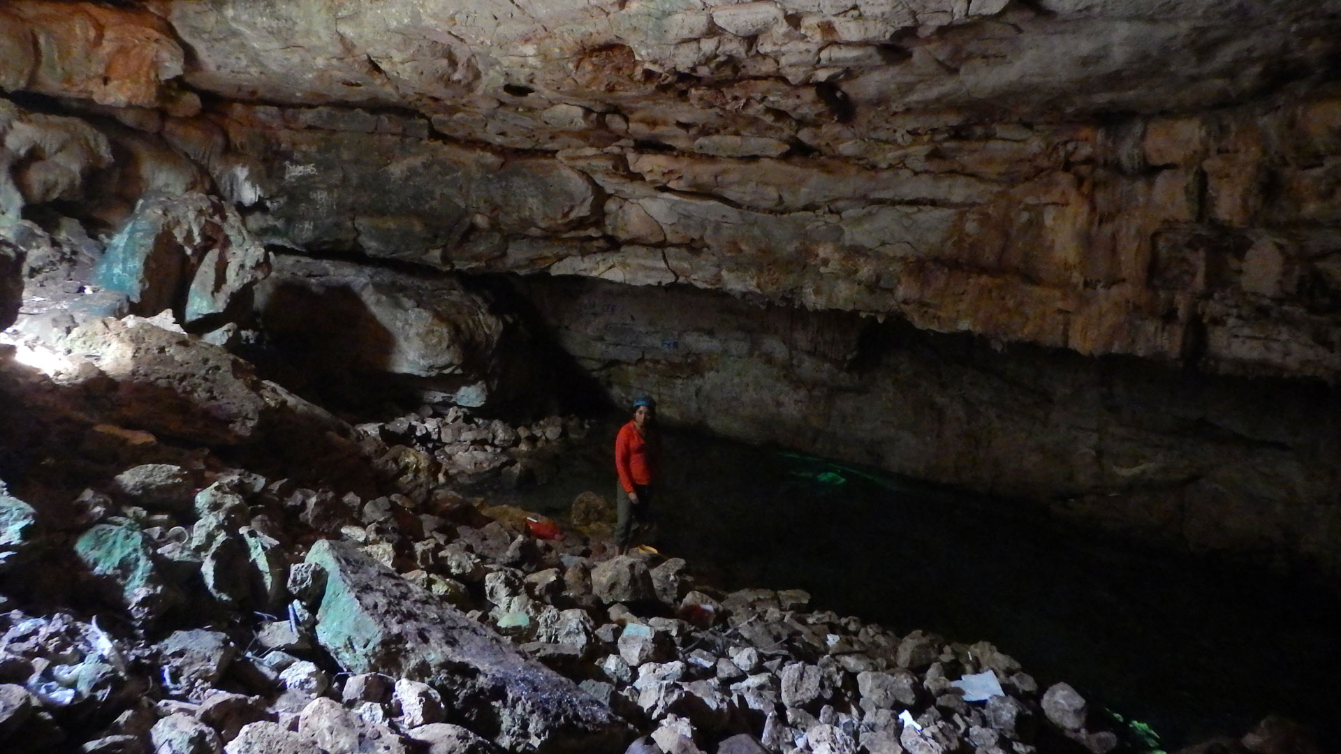Yolanda in a Cenote