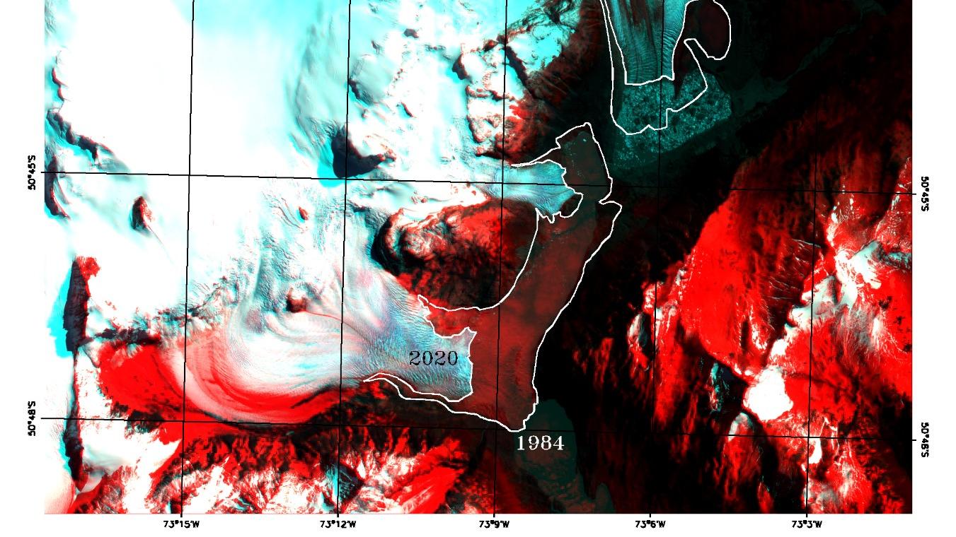 15 km2 glacier retreat in the last 35 years visualized on map.